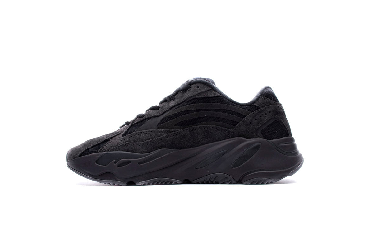 Yeezy Boost 700 v2 Vanta Reps Sneakers FU6684